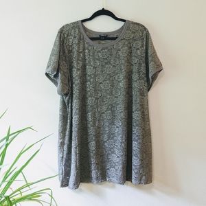 NWT Torrid 4X sheer grey lace tee
